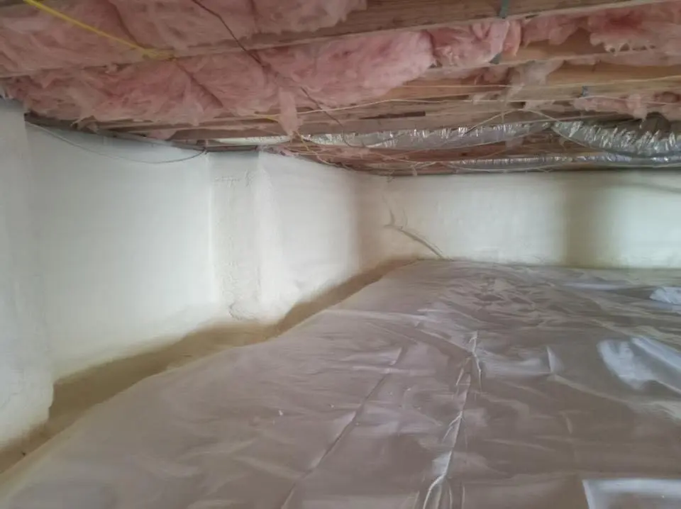 Crawl space encapsulation with closed-cell spray foam for Roof Maintenance in Universal City